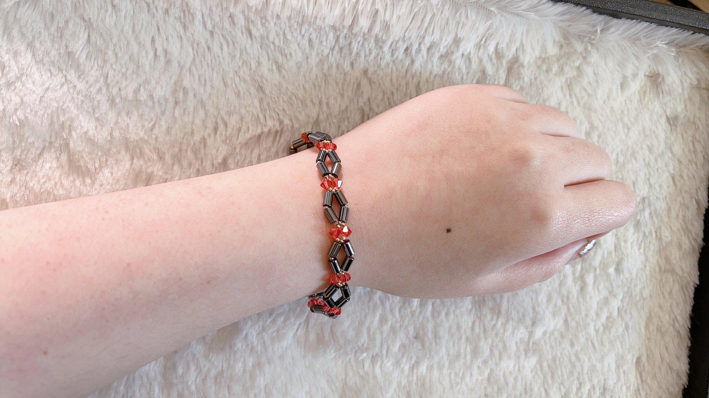 Diamond Pattern Bracelet, Geometric Jewelry, Rhombus Bracelet,Swarovski Crystal Woven Beaded Bracelet, Chakra Healing Bracelet, Gift for mom