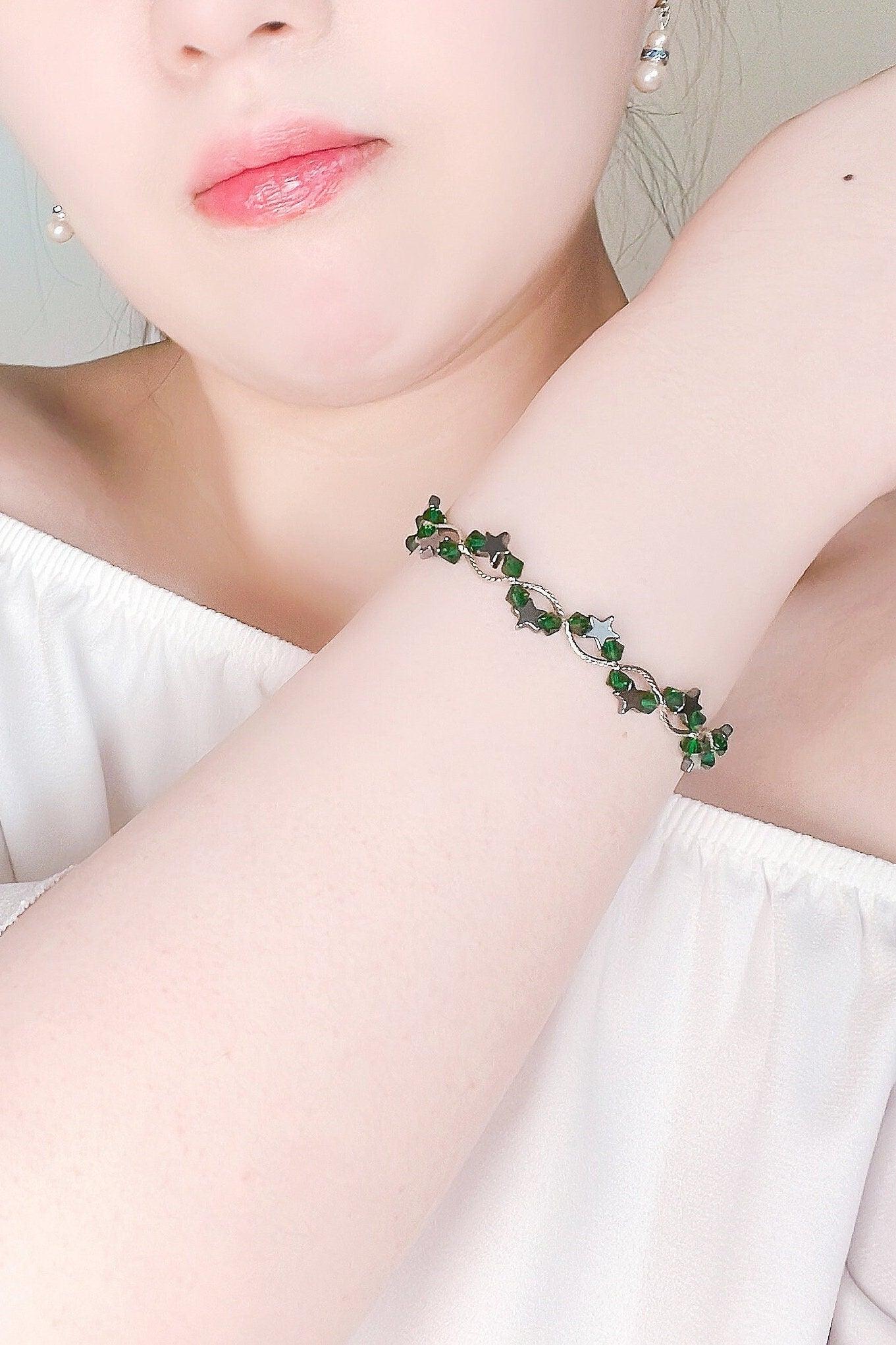 May Birthstone, Emerald Birthstone Star Bracelet, Birth Month Bracelet, Birth Stone Bracelet, May Bracelet Gift