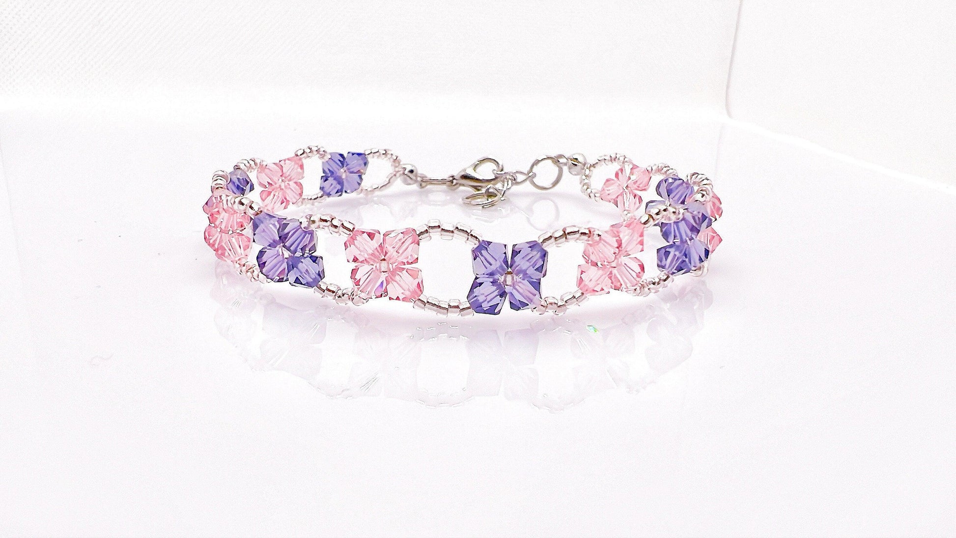 Pink Lavender Forget Me Not Bracelet, Flower Jewelry, Beaded Remembrance Bracelet, Botanic Nature Jewelry, Bridal Jewelry, Gift for mom
