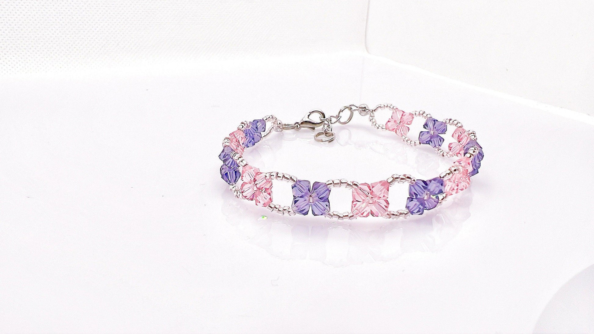 Pink Lavender Forget Me Not Bracelet, Flower Jewelry, Beaded Remembrance Bracelet, Botanic Nature Jewelry, Bridal Jewelry, Gift for mom